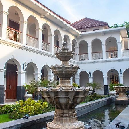 Daroessalam Syariah Heritage Hotel Pasuruan Εξωτερικό φωτογραφία