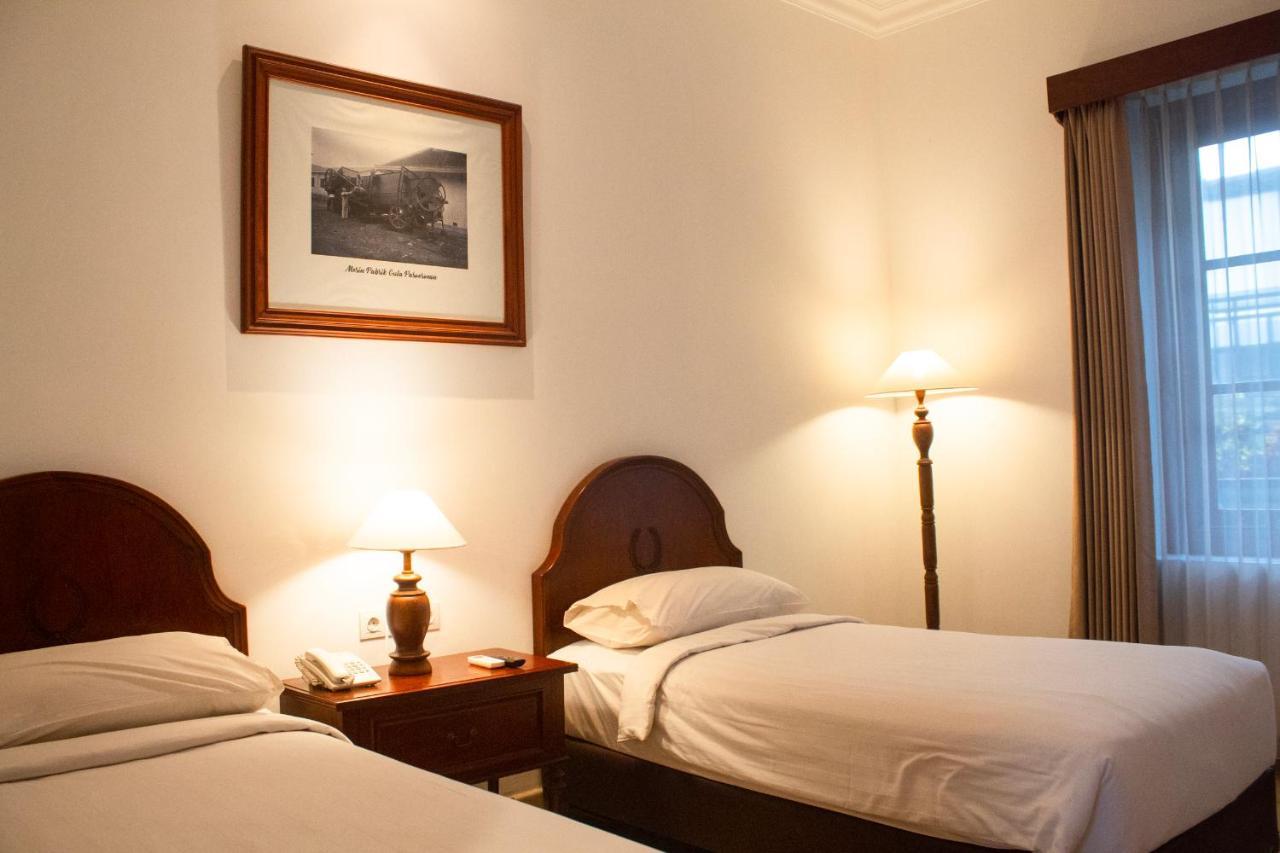 Daroessalam Syariah Heritage Hotel Pasuruan Εξωτερικό φωτογραφία