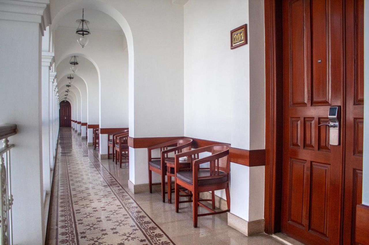 Daroessalam Syariah Heritage Hotel Pasuruan Εξωτερικό φωτογραφία